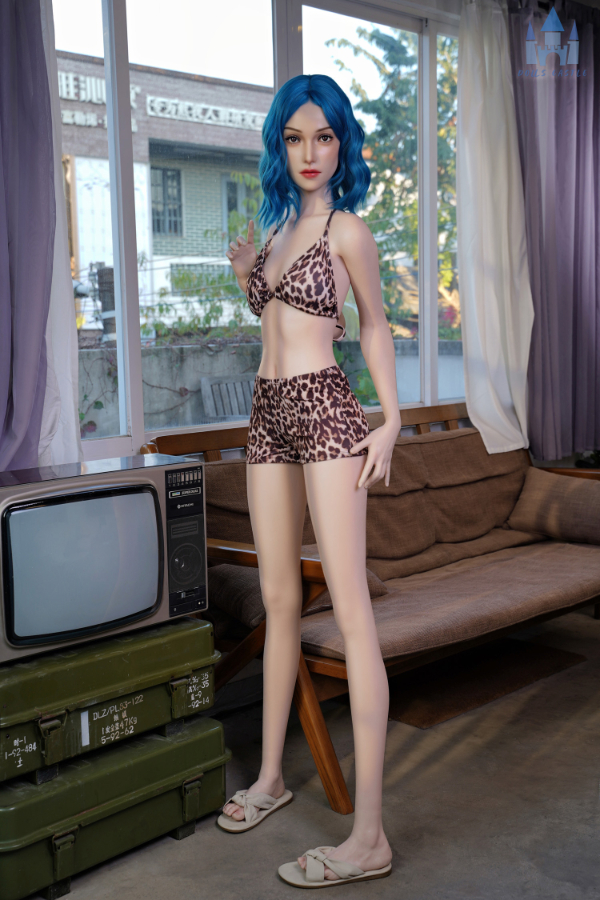 Asian Small-Breasted Sex Dolls Made of Silicone Miley