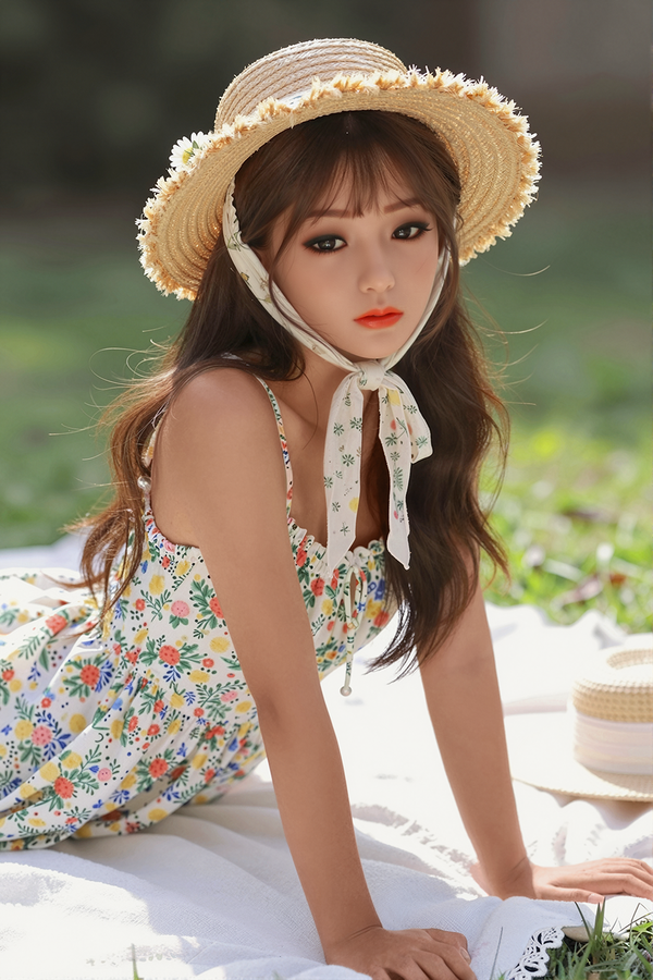 Cute Asian Sex Dolls Liora