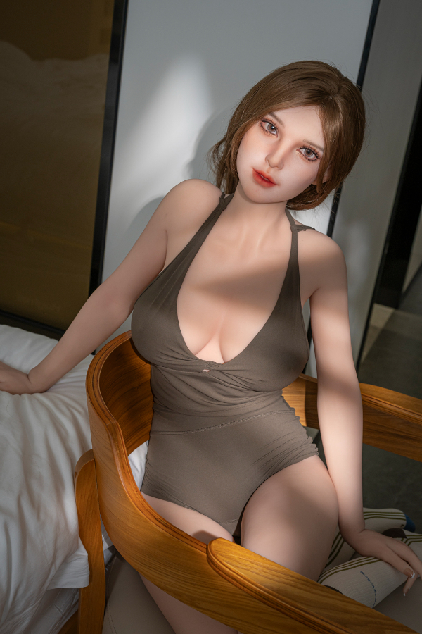 Full-Size European Sex Dolls Nicola