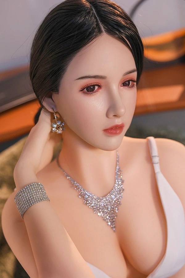 Sexy Asian Silicone Sex Dolls Yvette