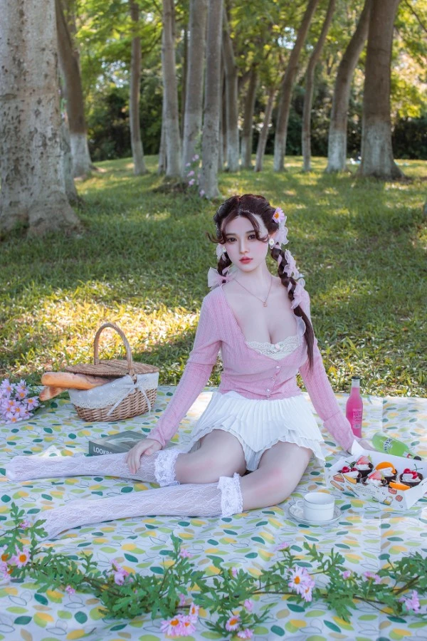 Full-Size Sexy Asian Sex Dolls Wanda