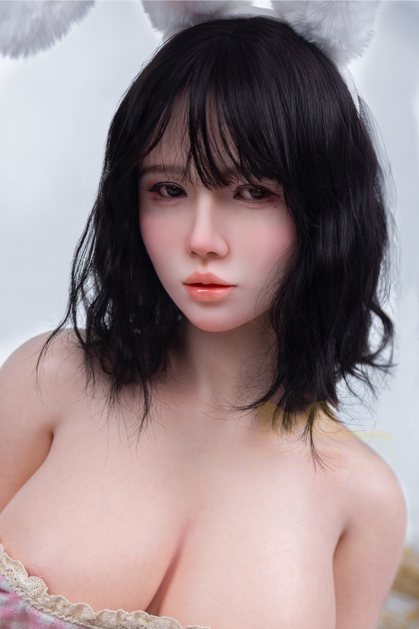 Sexy Asian Silicone Sex Dolls Aisling