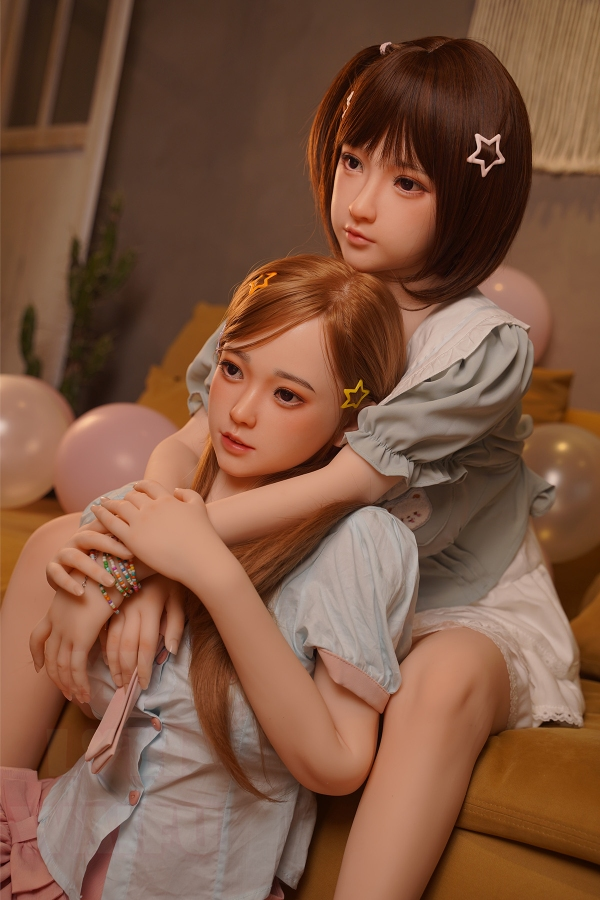 Cute and Sexy Asian Silicone Sex Dolls Rowan