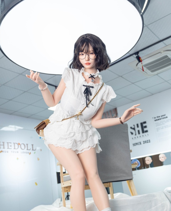 Cute Asian Sex Dolls Brianna