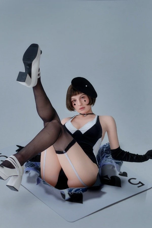 Sexy European Silicone Sex Dolls Yvette