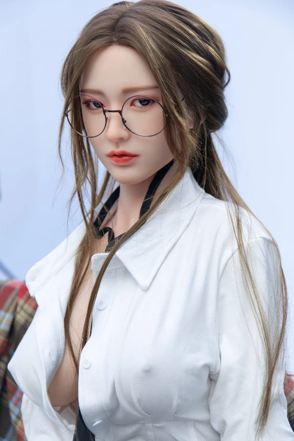 Full-Size Sexy Asian Sex Dolls Riley