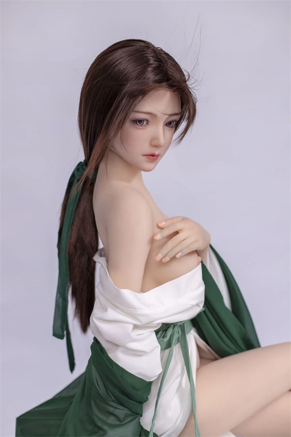 Asian Small-Breasted Sex Doll Petra