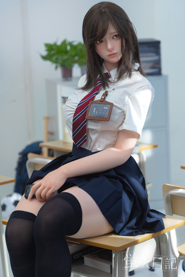 Cute Full-Size Asian Silicone Sex Dolls Evelyn