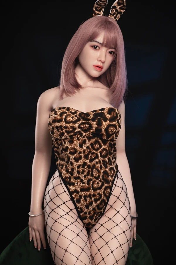 Sexy Asian Silicone Sex Dolls Paisley