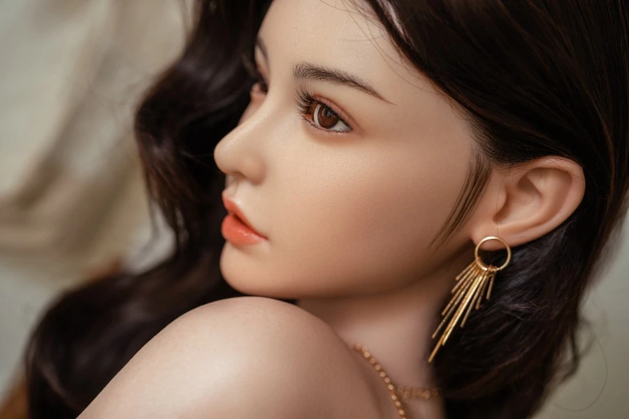 Full-Size Sexy Asian Sex Dolls sandra