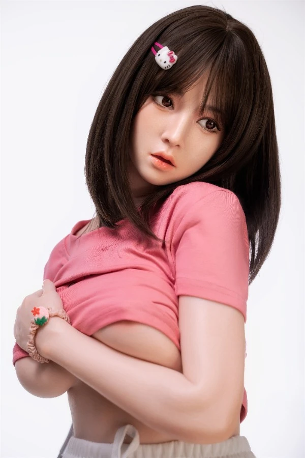 Cute Asian and Japanese Sex Dolls Sibyl